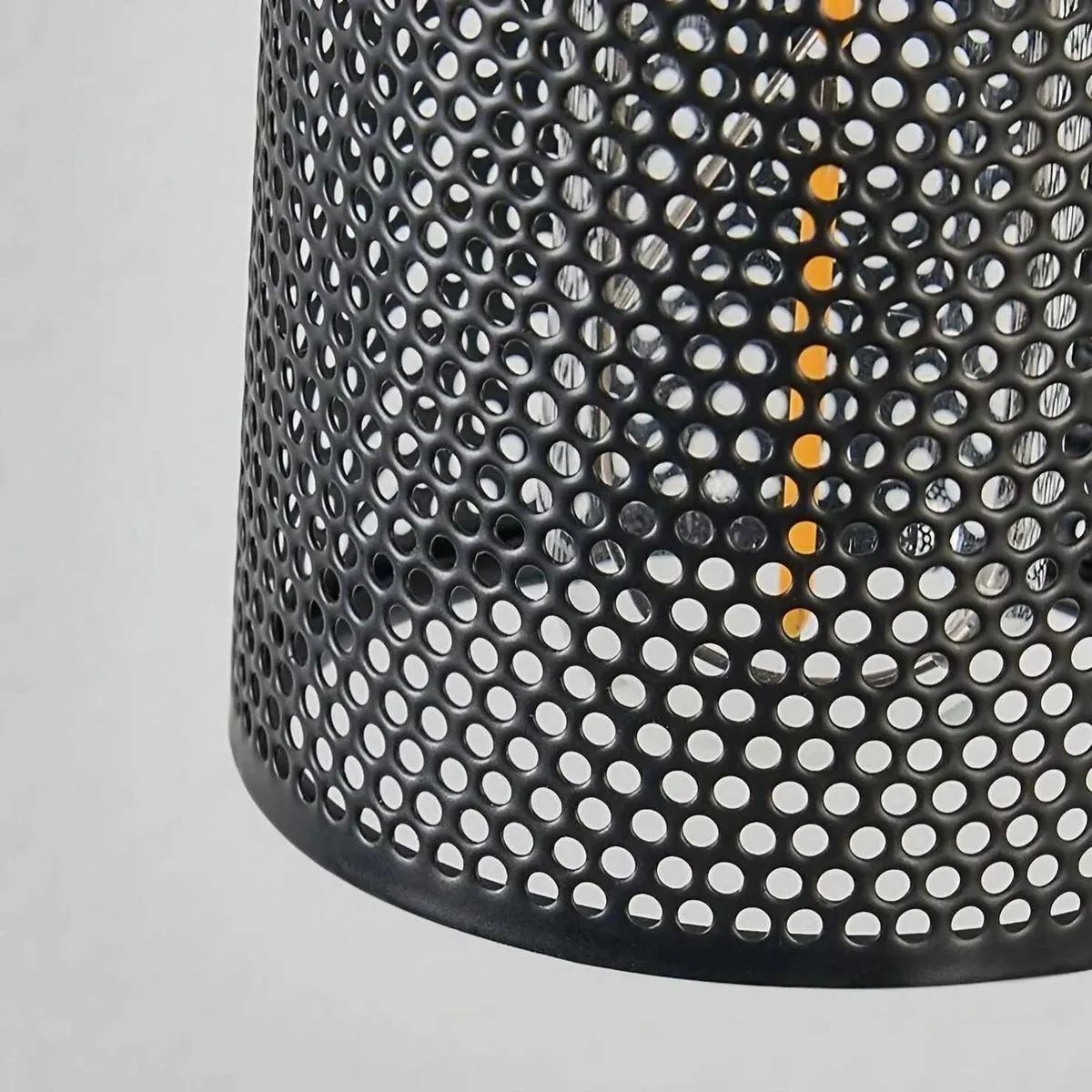 metal mesh detail